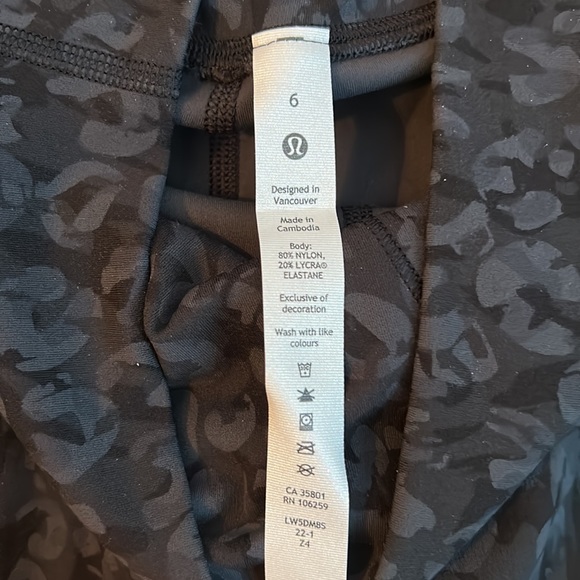 Women’s Lululemon leggings - Picture 2 of 3